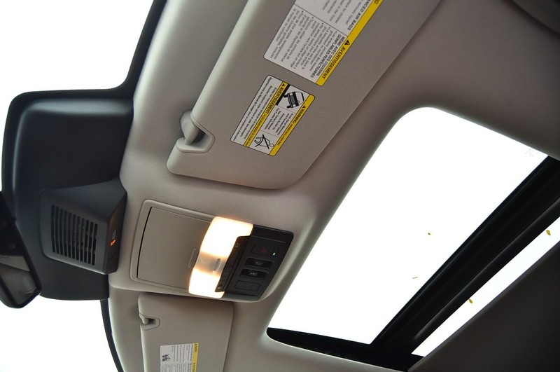 Nissan Pathfinder Vehicle Image 26