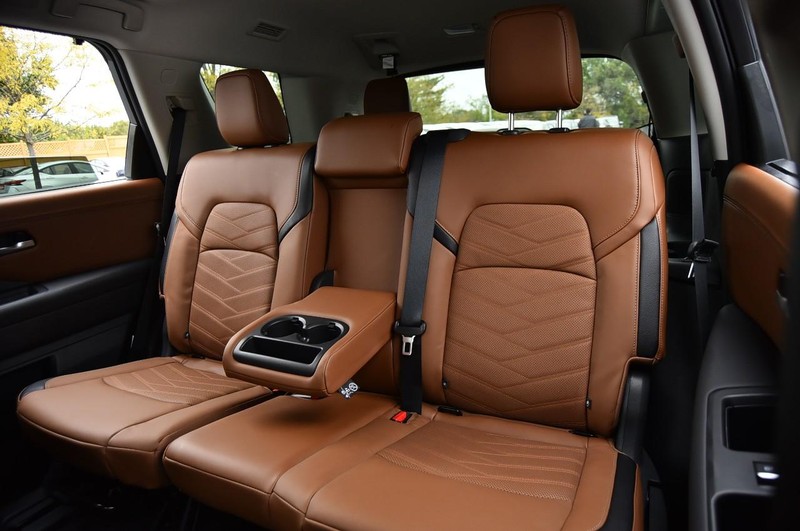 Nissan Pathfinder Vehicle Image 27