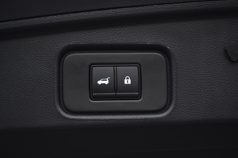 Nissan Pathfinder Vehicle Image 32