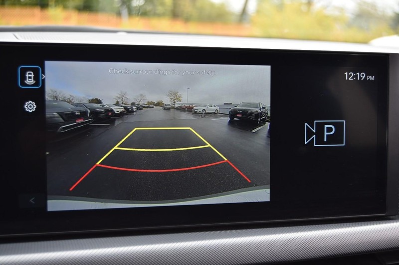 Hyundai Sonata Hybrid Vehicle Image 13