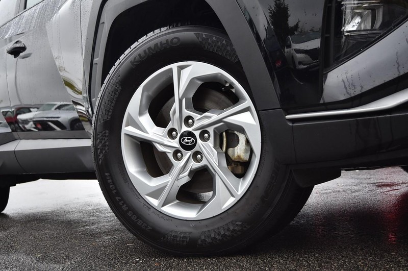 Hyundai Tucson Vehicle Image 03