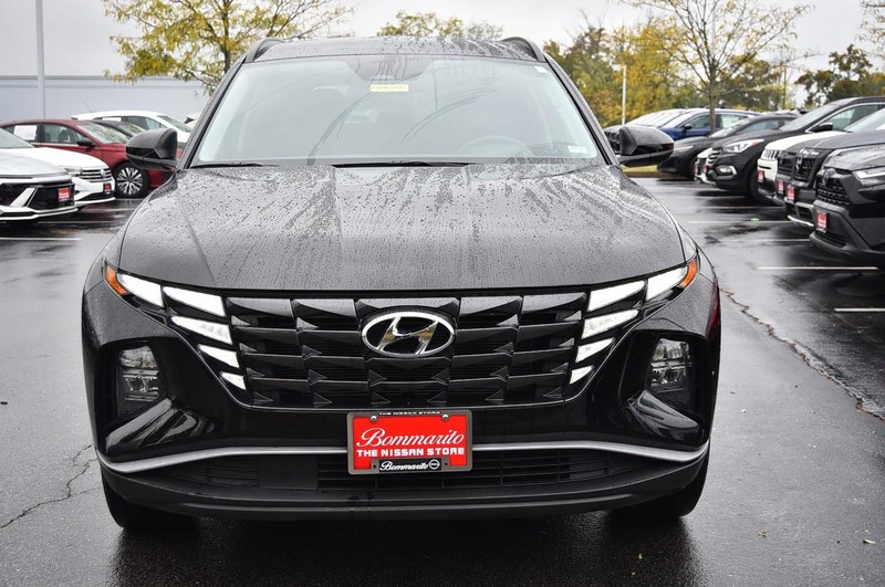 Hyundai Tucson Vehicle Image 04