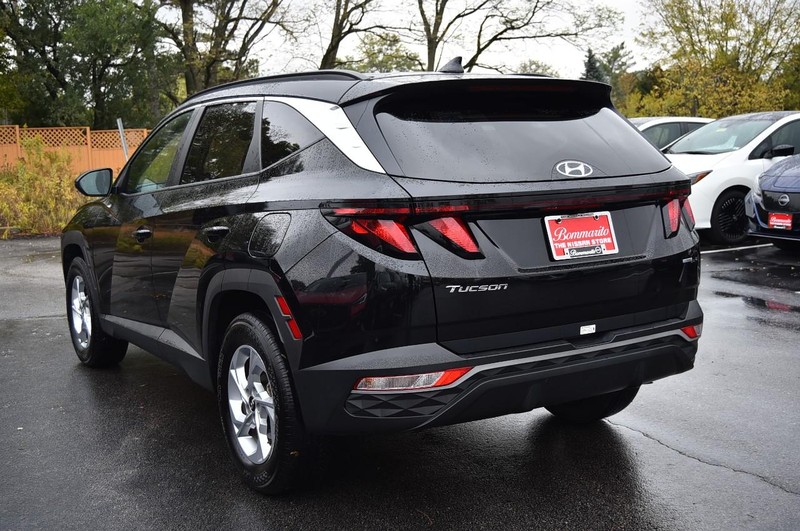 Hyundai Tucson Vehicle Image 07