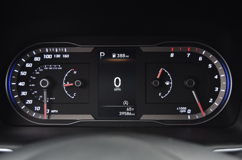 Hyundai Tucson Vehicle Image 12