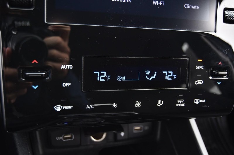 Hyundai Tucson Vehicle Image 15