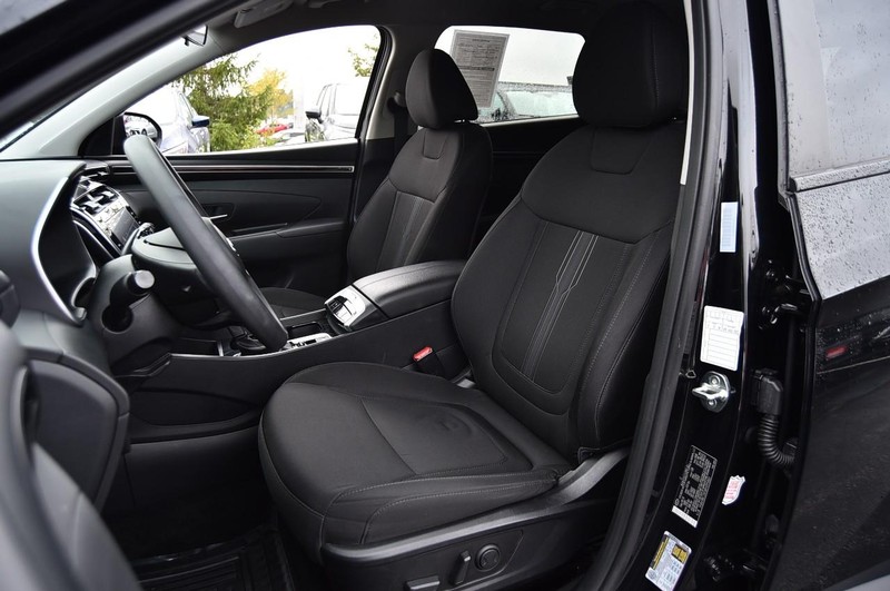 Hyundai Tucson Vehicle Image 21