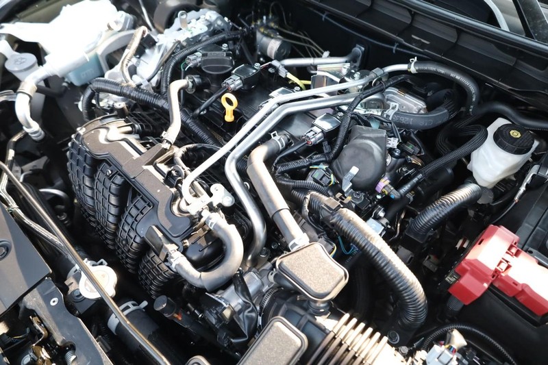 Nissan Altima Vehicle Image 25