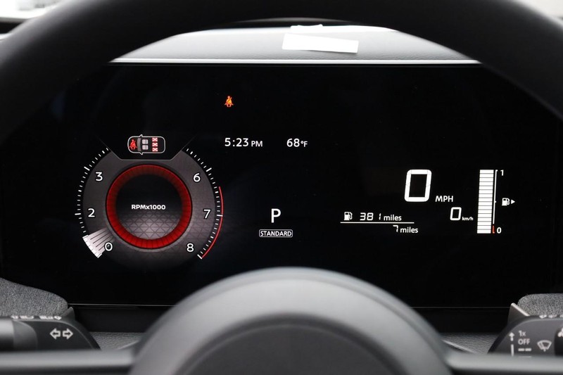 Nissan Kicks Vehicle Image 10