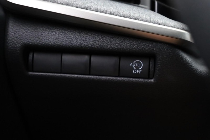 Nissan Kicks Vehicle Image 19