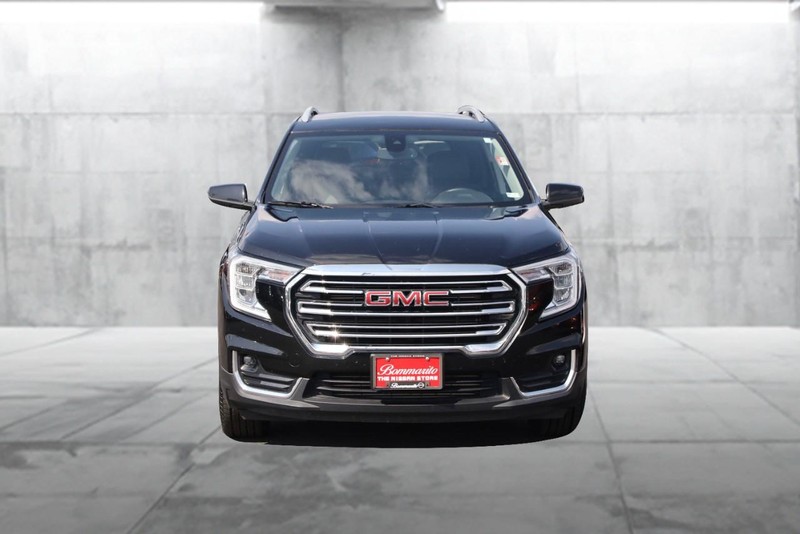 GMC Terrain Vehicle Image 04