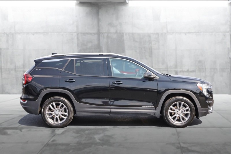 GMC Terrain Vehicle Image 05