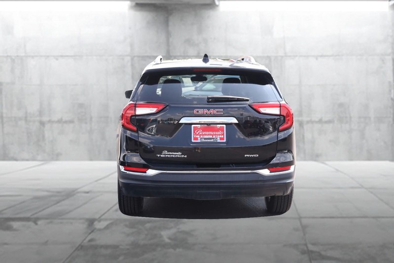 GMC Terrain Vehicle Image 06