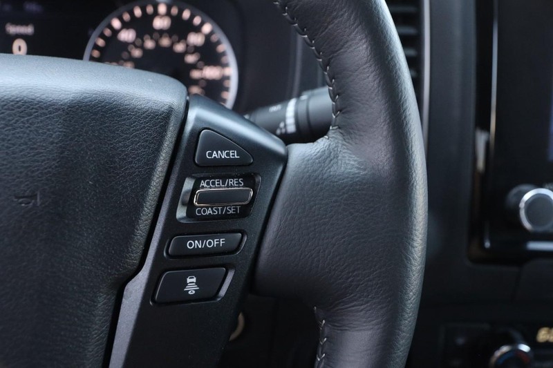 Nissan Frontier Vehicle Image 13