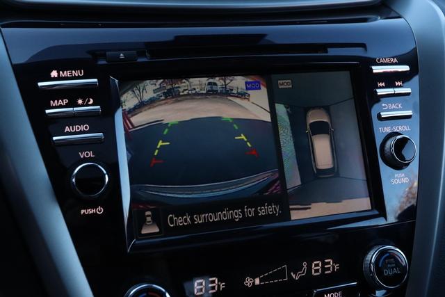 Nissan Murano Vehicle Image 19