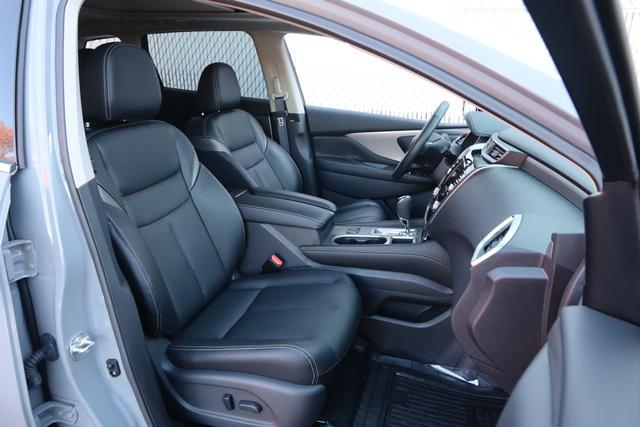 Nissan Murano Vehicle Image 28