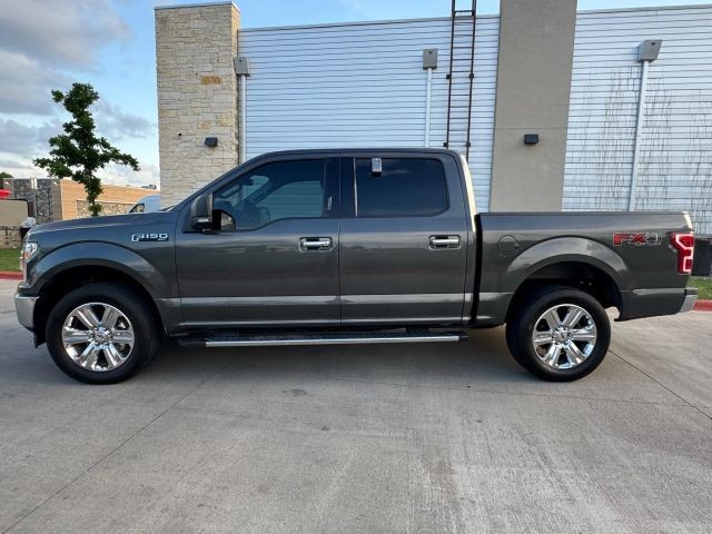 Ford F-150 Vehicle Full-screen Gallery Image 04