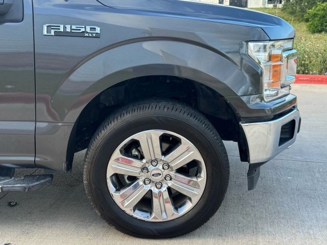 Ford F-150 Vehicle Full-screen Gallery Image 09