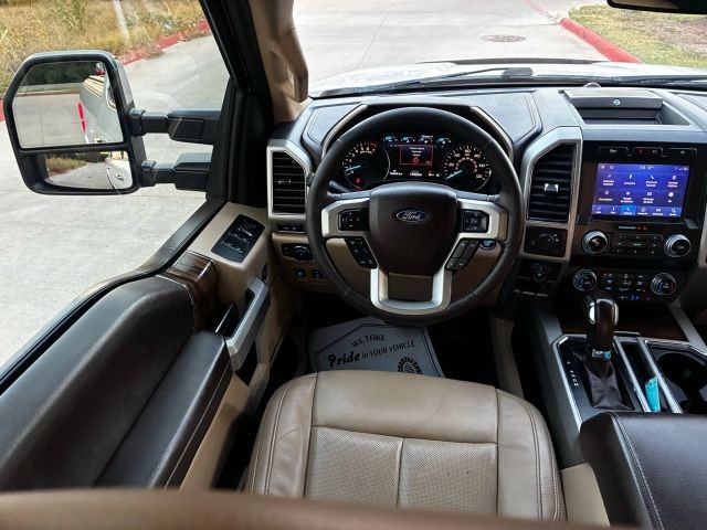 Ford F-150 Vehicle Full-screen Gallery Image 07