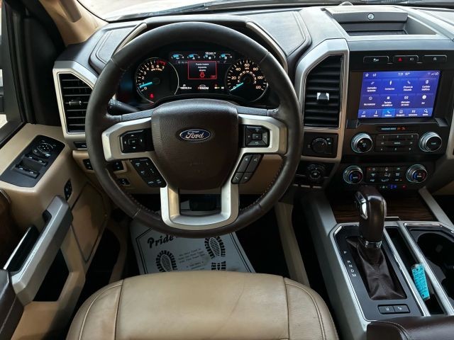 Ford F-150 Vehicle Full-screen Gallery Image 09