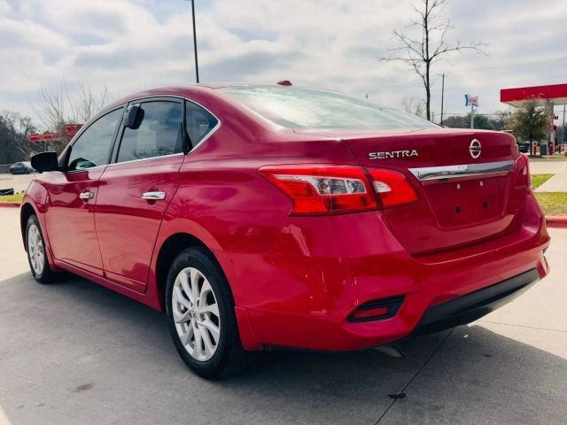 Nissan Sentra Vehicle Full-screen Gallery Image 07