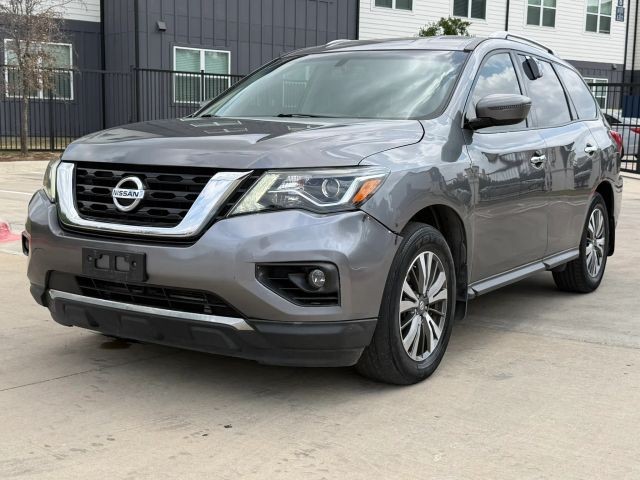 2017 Nissan Pathfinder SV