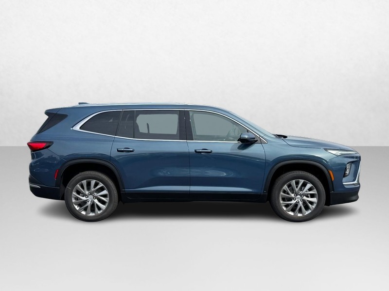 Buick Enclave Vehicle Image 02