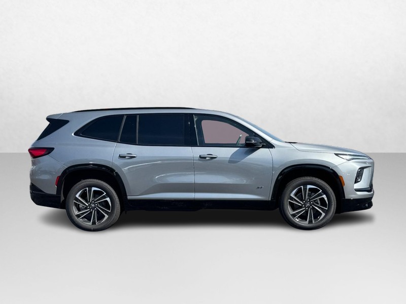 Buick Enclave Vehicle Image 02