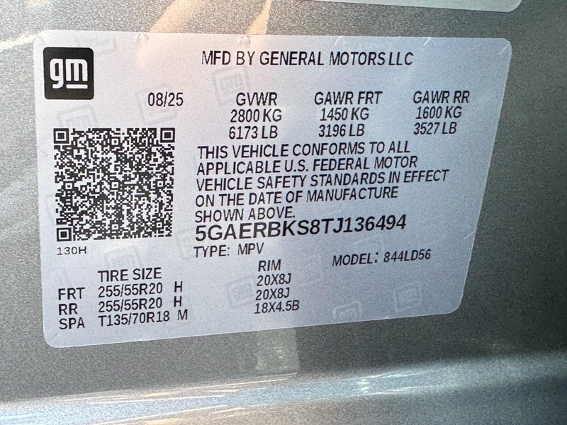 Buick Enclave Vehicle Image 19