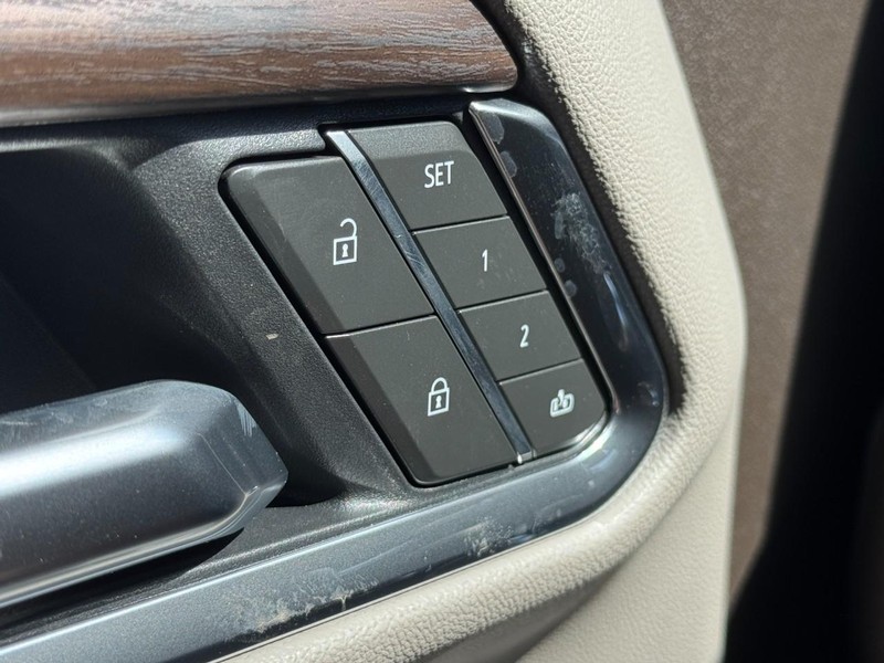 GMC Sierra 1500 Vehicle Image 11