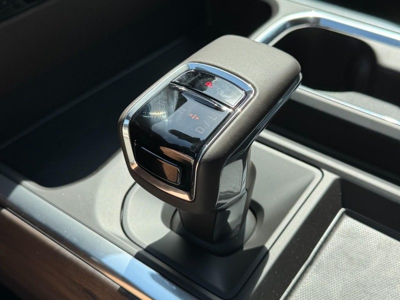 GMC Sierra 1500 Vehicle Image 14