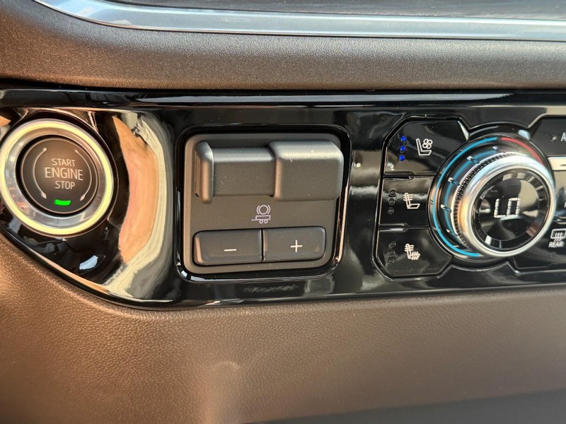 GMC Sierra 1500 Vehicle Image 15