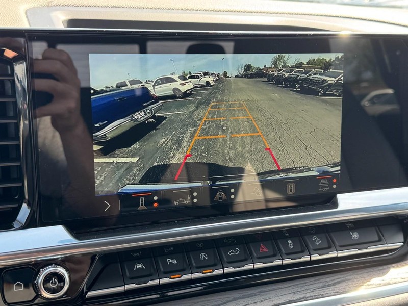 GMC Sierra 1500 Vehicle Image 16