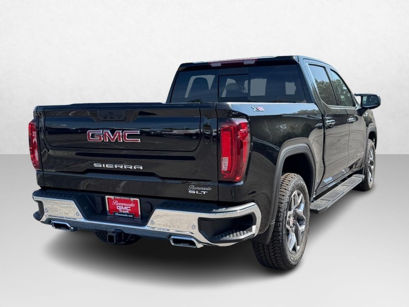 GMC Sierra 1500 Vehicle Image 03