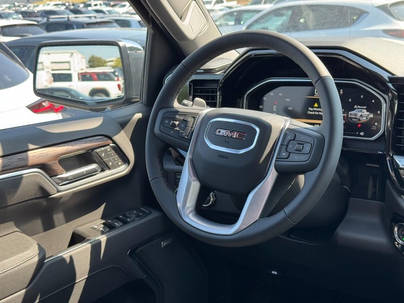 GMC Sierra 1500 Vehicle Image 07