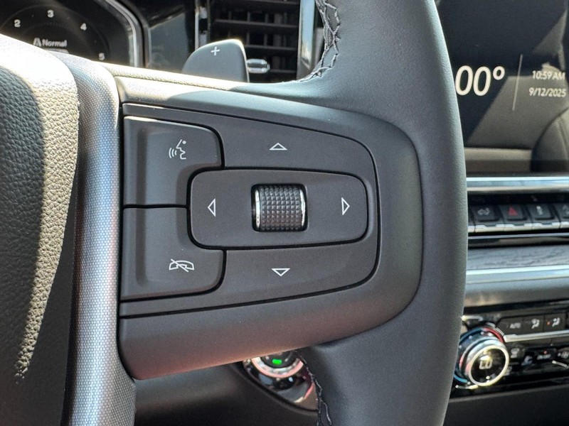 GMC Sierra 1500 Vehicle Image 13