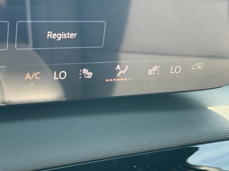 Buick Enclave Vehicle Image 15