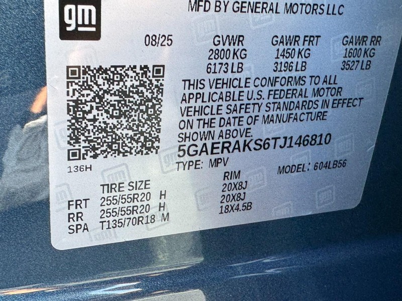 Buick Enclave Vehicle Image 18