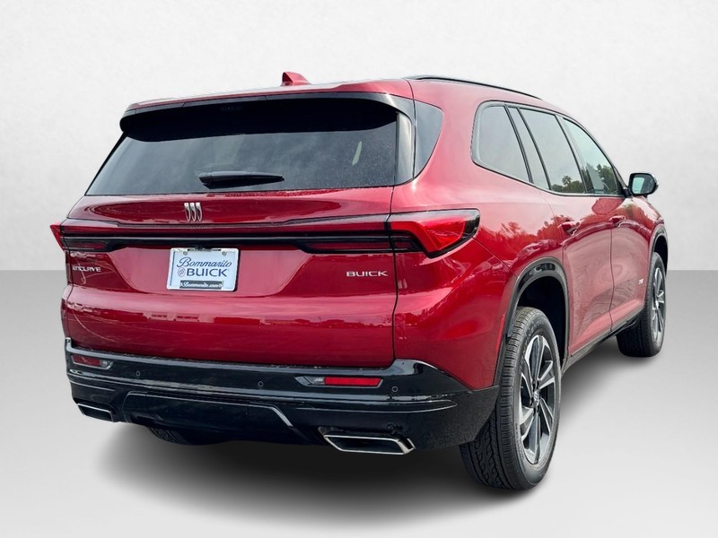 Buick Enclave Vehicle Image 03