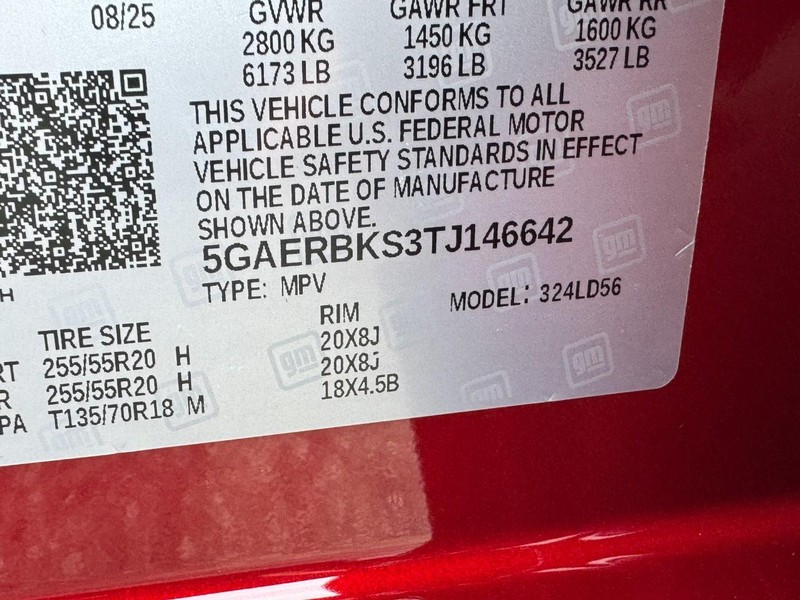 Buick Enclave Vehicle Image 17