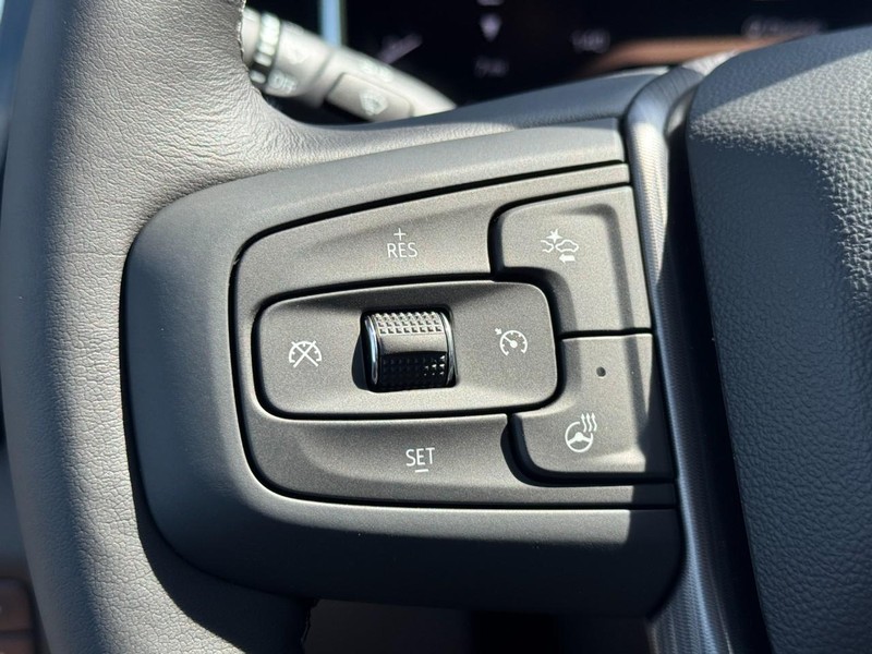 GMC Sierra 2500HD Vehicle Image 12