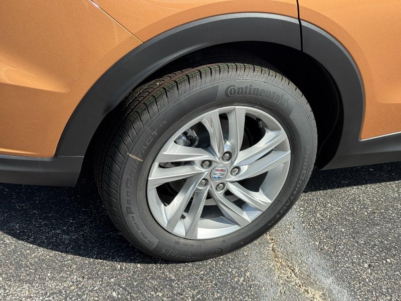 Buick Envista Vehicle Image 04