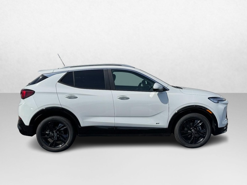 Buick Encore GX Vehicle Image 02