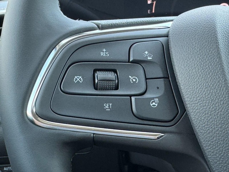 Buick Encore GX Vehicle Image 10