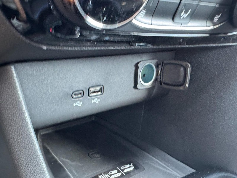 Buick Encore GX Vehicle Image 13