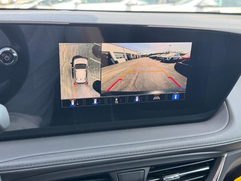 Buick Encore GX Vehicle Image 14