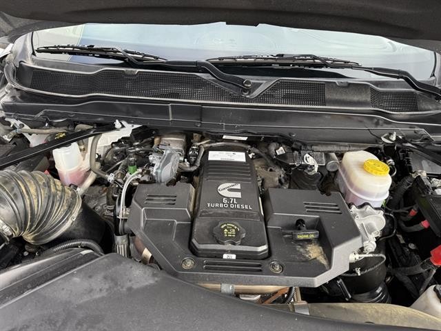 Ram 2500 Vehicle Full-screen Gallery Image 17