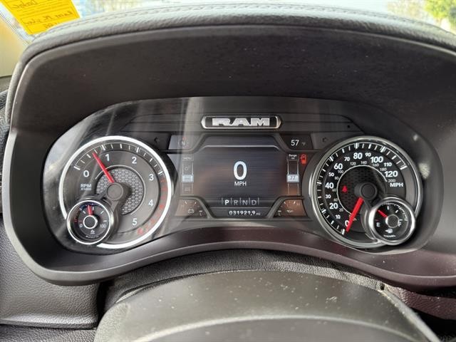 Ram 2500 Vehicle Full-screen Gallery Image 34