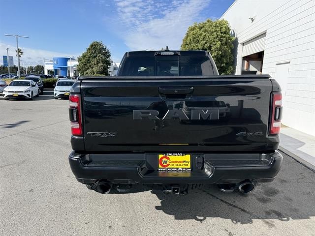 Ram 1500 Vehicle Full-screen Gallery Image 05