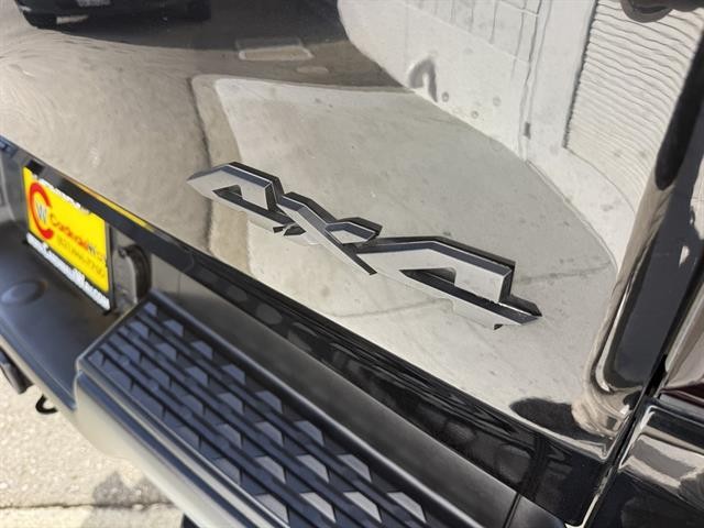 Ram 1500 Vehicle Full-screen Gallery Image 11