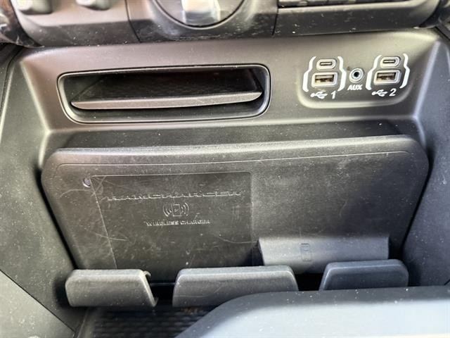 Ram 1500 Vehicle Full-screen Gallery Image 27